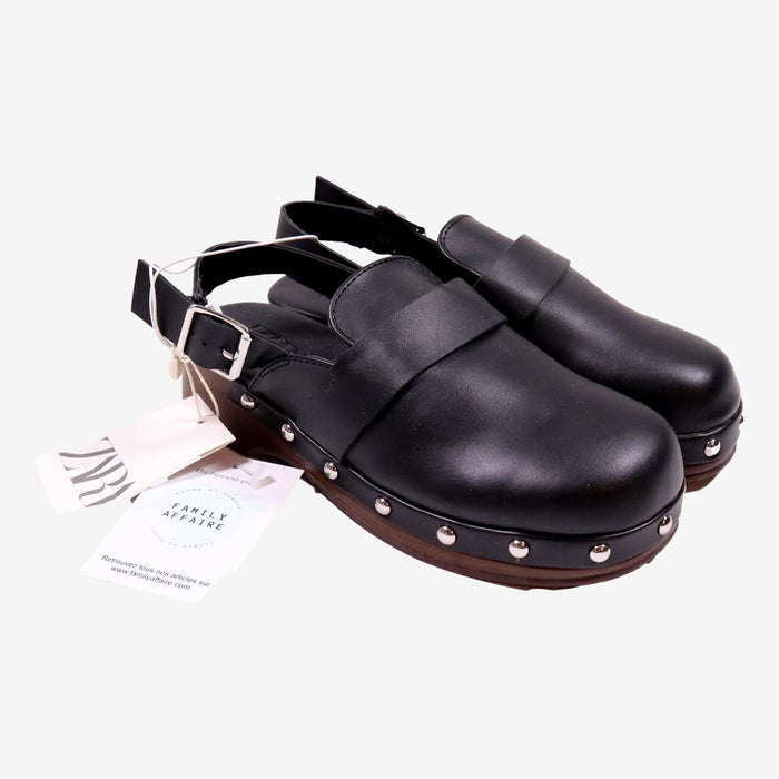 ZARA NEUF P32 sabot sandales noir avec clous