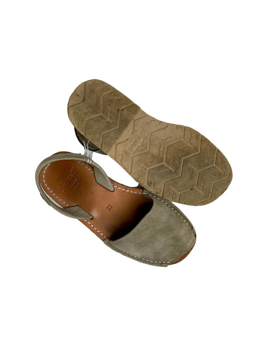 CASTELL boy or girl shoes 33 (6830975647792)
